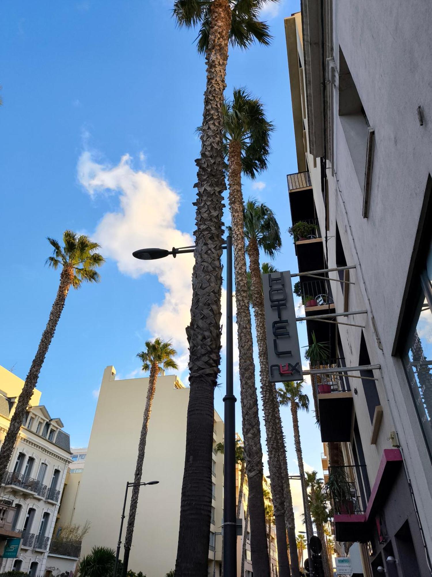 Nyx Hotel Independant Perpignan Centre Gare Екстериор снимка