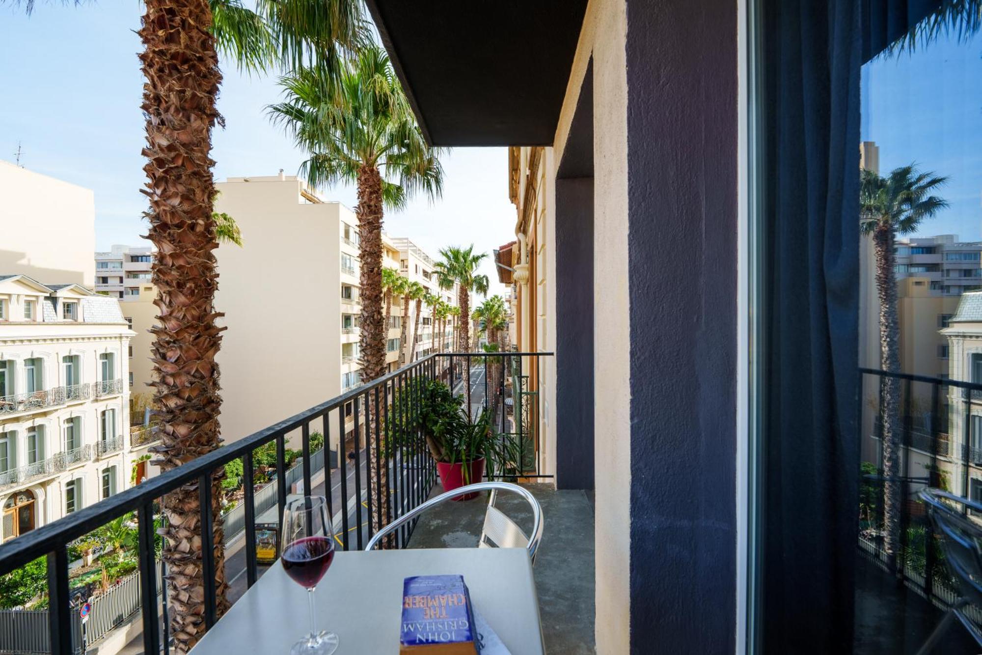 Nyx Hotel Independant Perpignan Centre Gare Екстериор снимка