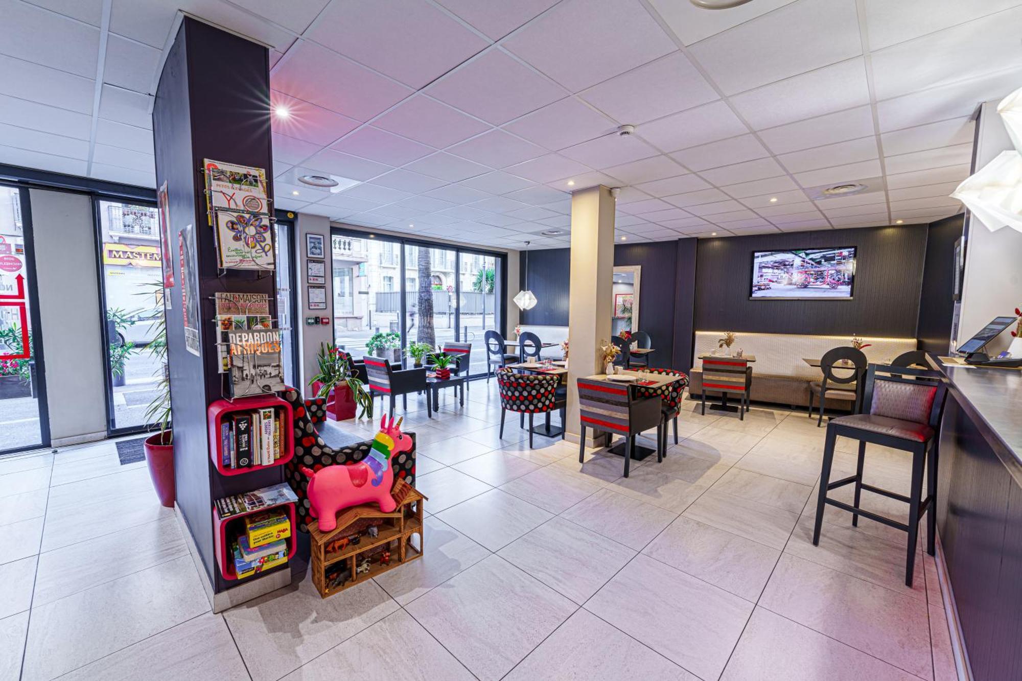 Nyx Hotel Independant Perpignan Centre Gare Екстериор снимка