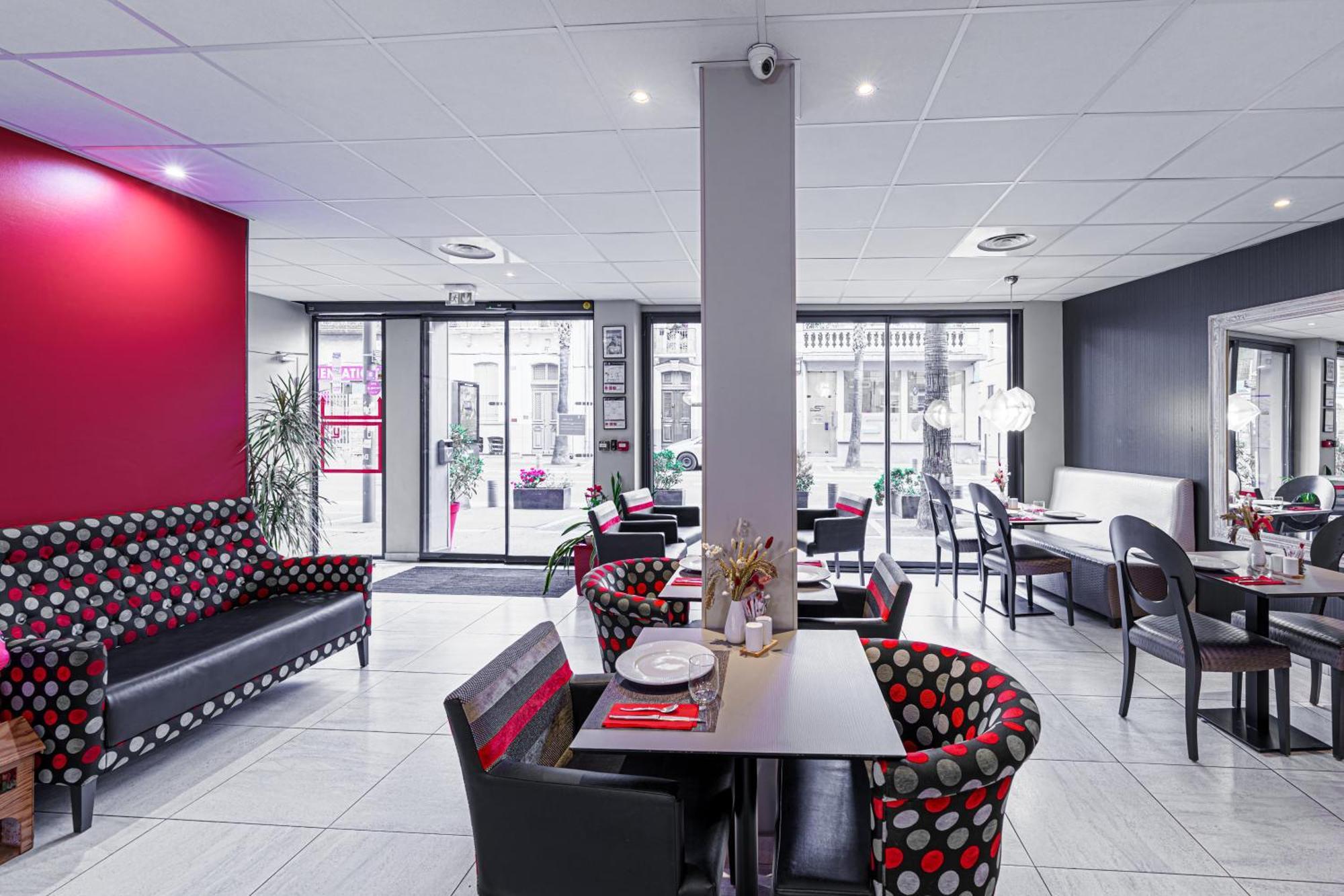 Nyx Hotel Independant Perpignan Centre Gare Екстериор снимка