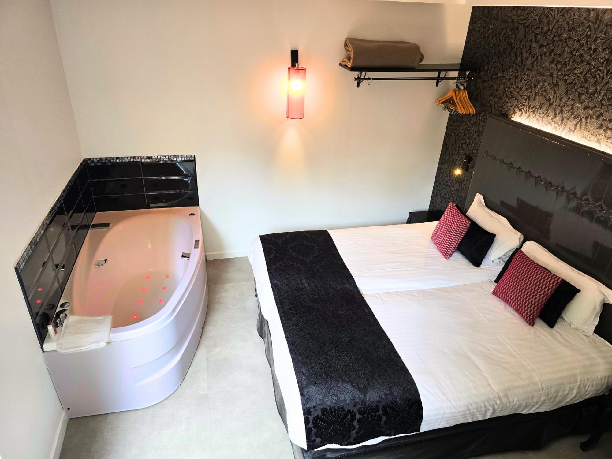 Nyx Hotel Independant Perpignan Centre Gare Екстериор снимка