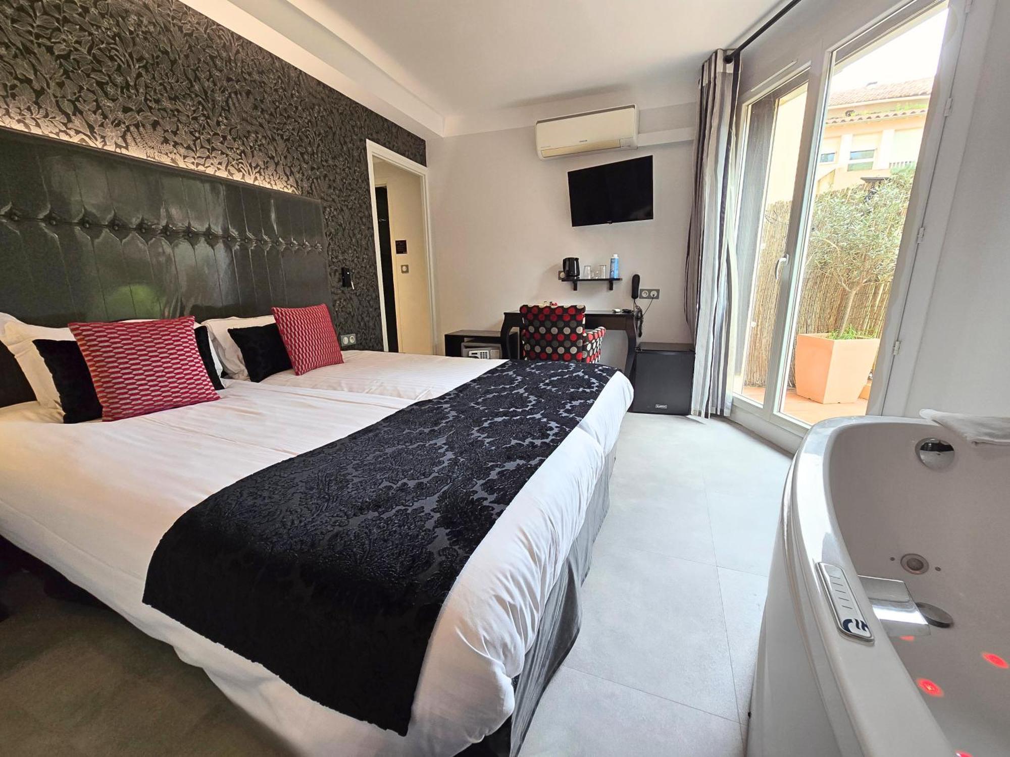 Nyx Hotel Independant Perpignan Centre Gare Екстериор снимка
